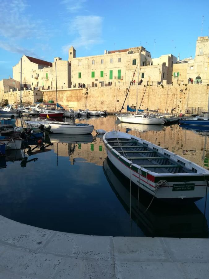 جيوفيناتسو Ilfarodelmediterraneo المظهر الخارجي الصورة